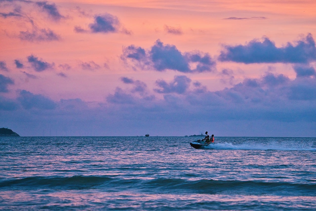 Safety gear for jet ski riders